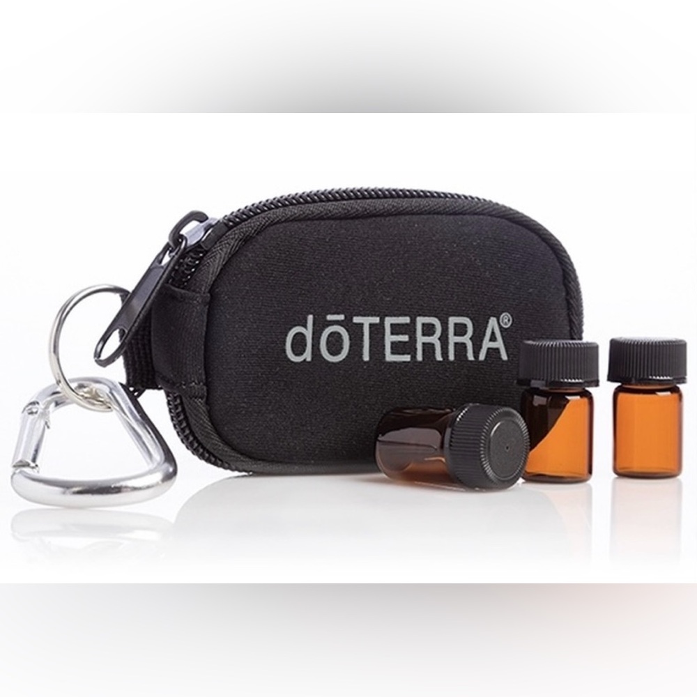 doTERRA, 8 Oil Key Chain to go travel 8 vials unused / brand new black case